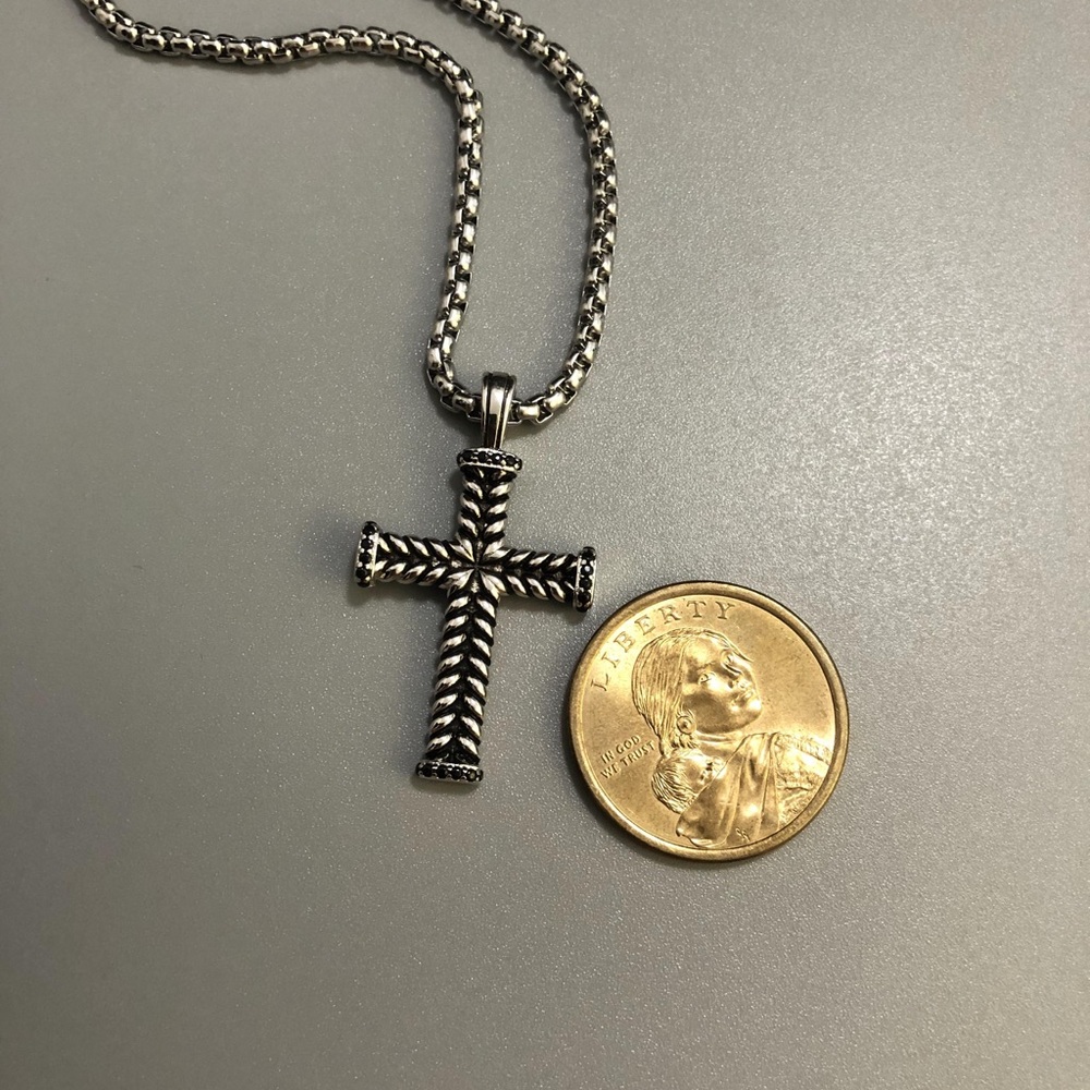 CHEVRON CROSS PENDANT IN STERLING SILVER WITH PAVÉ BLACK DIAMONDS Men's Necklace